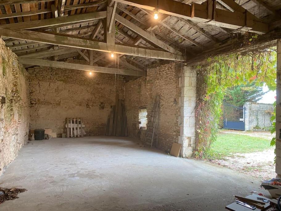 Uniquely Private Holiday Villa In The Charente Puyreaux Exterior foto
