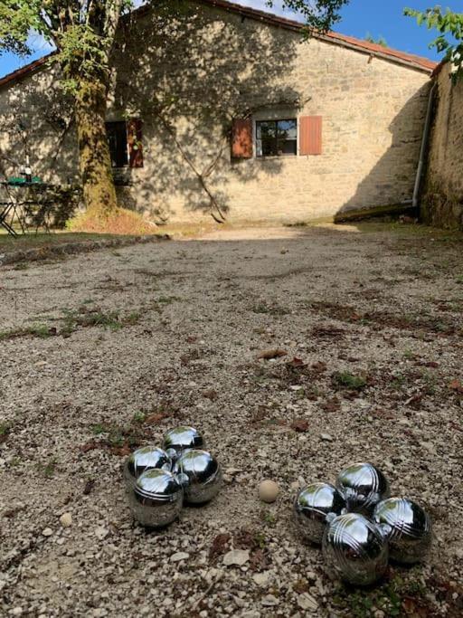Uniquely Private Holiday Villa In The Charente Puyreaux Exterior foto